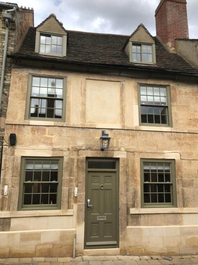 Number 6 - Boutique Grade Ii Listed Townhouse Holiday home *
